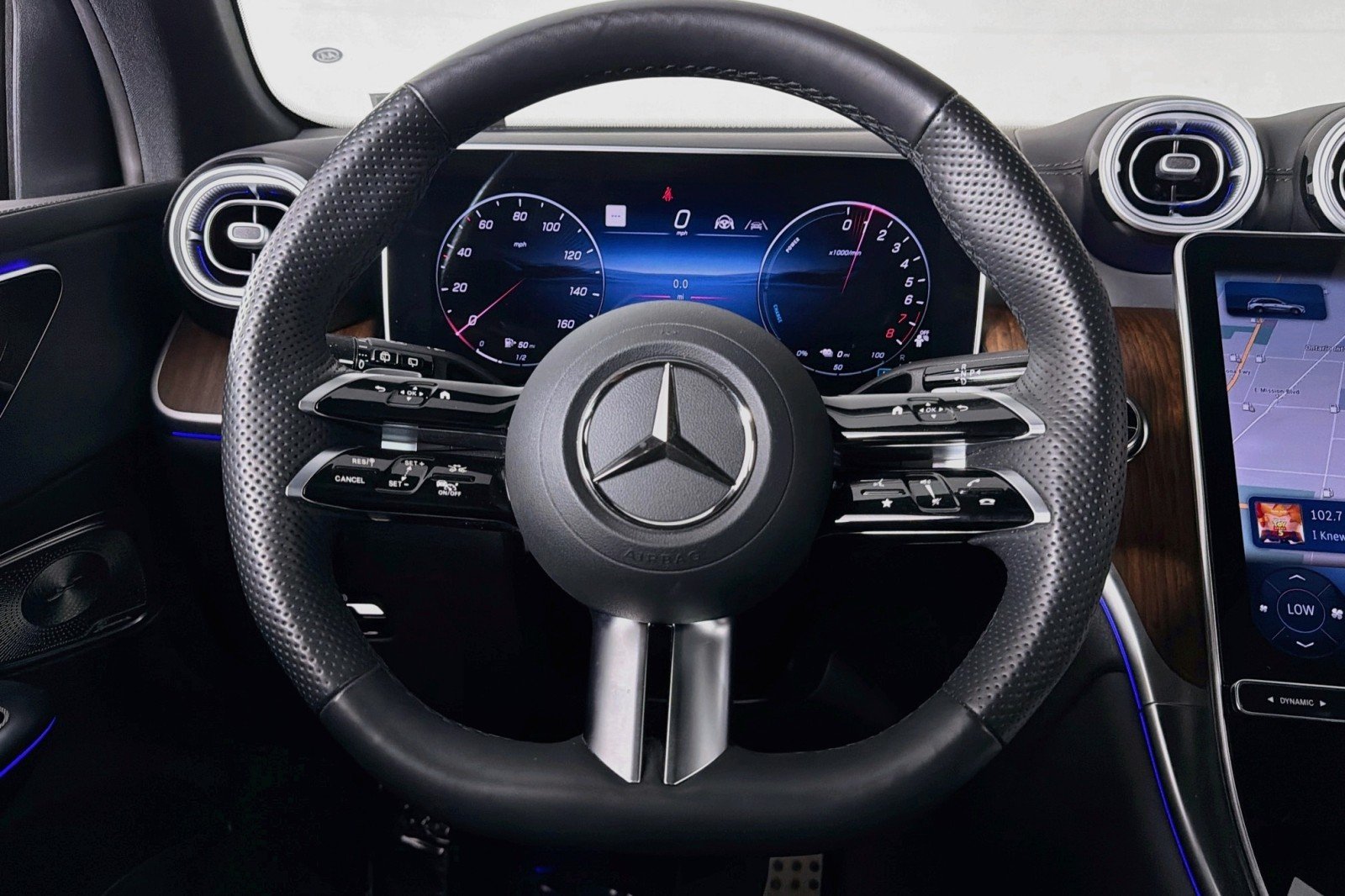 Used 2025 Graphite Grey Metallic Mercedes-Benz 350e image 17