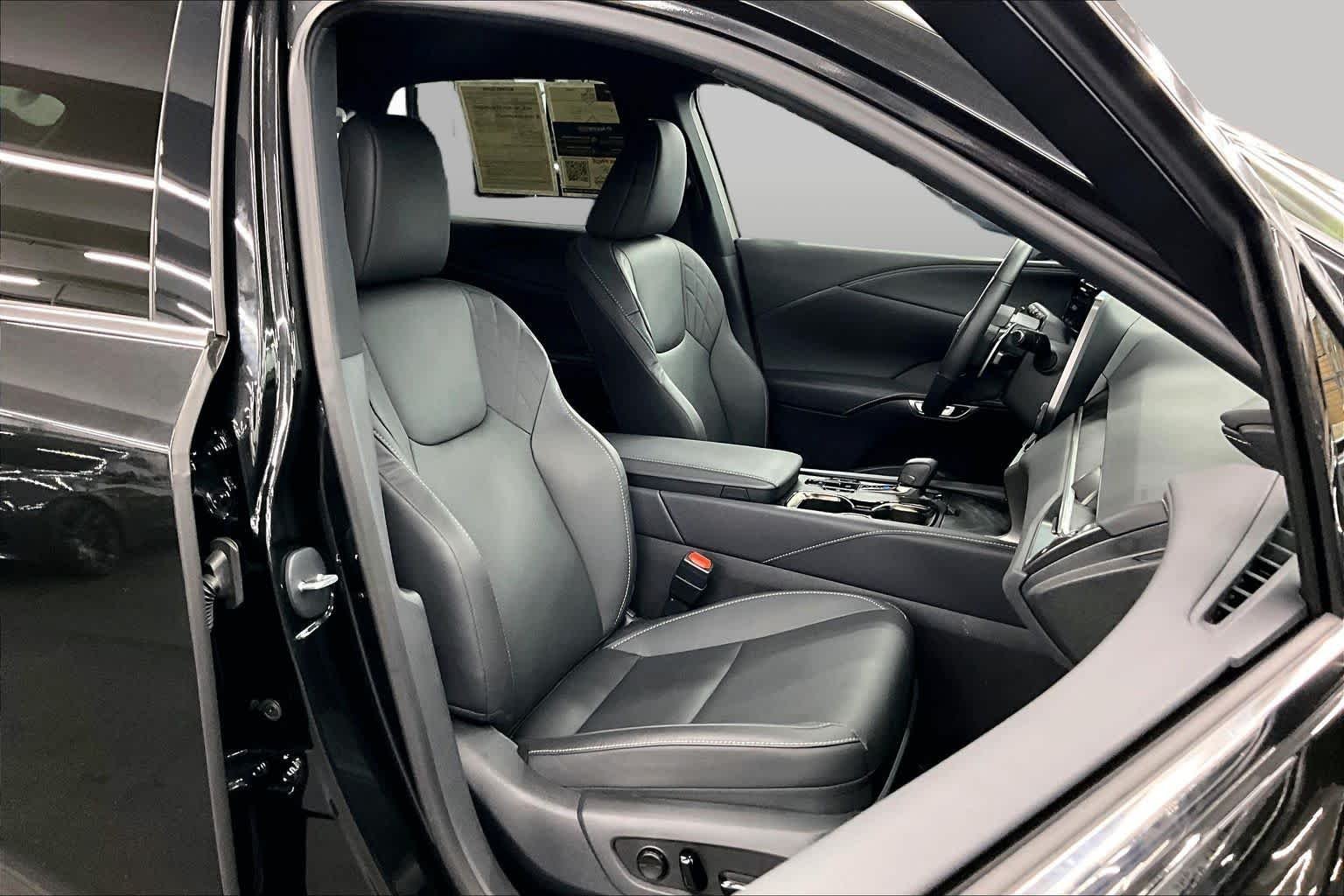2026 Lexus RX Hybrid 350h - Photo 9