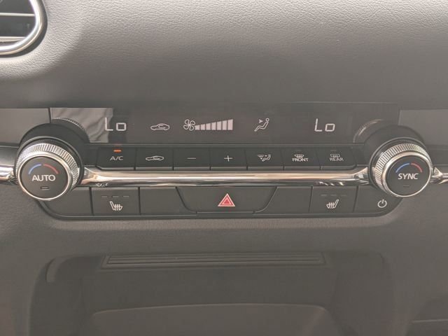 2025 Mazda CX-30 Premium - Photo 17