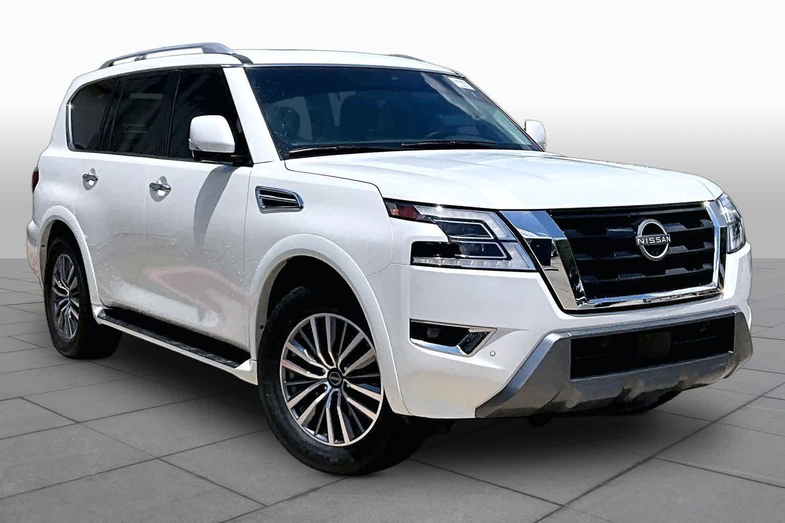 Used 2024 Aspen White Tricoat Nissan SL image 3