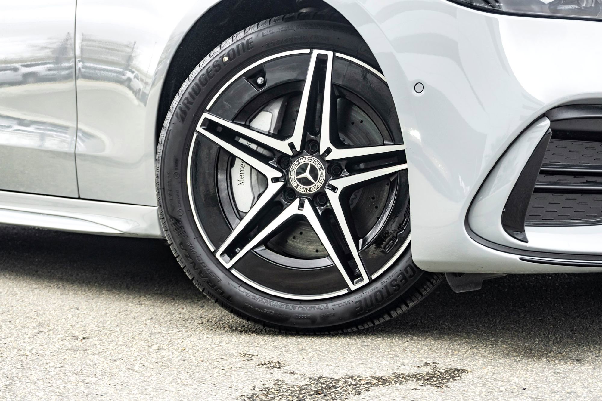Used 2025 Alpine Mercedes-Benz C 300 image 2