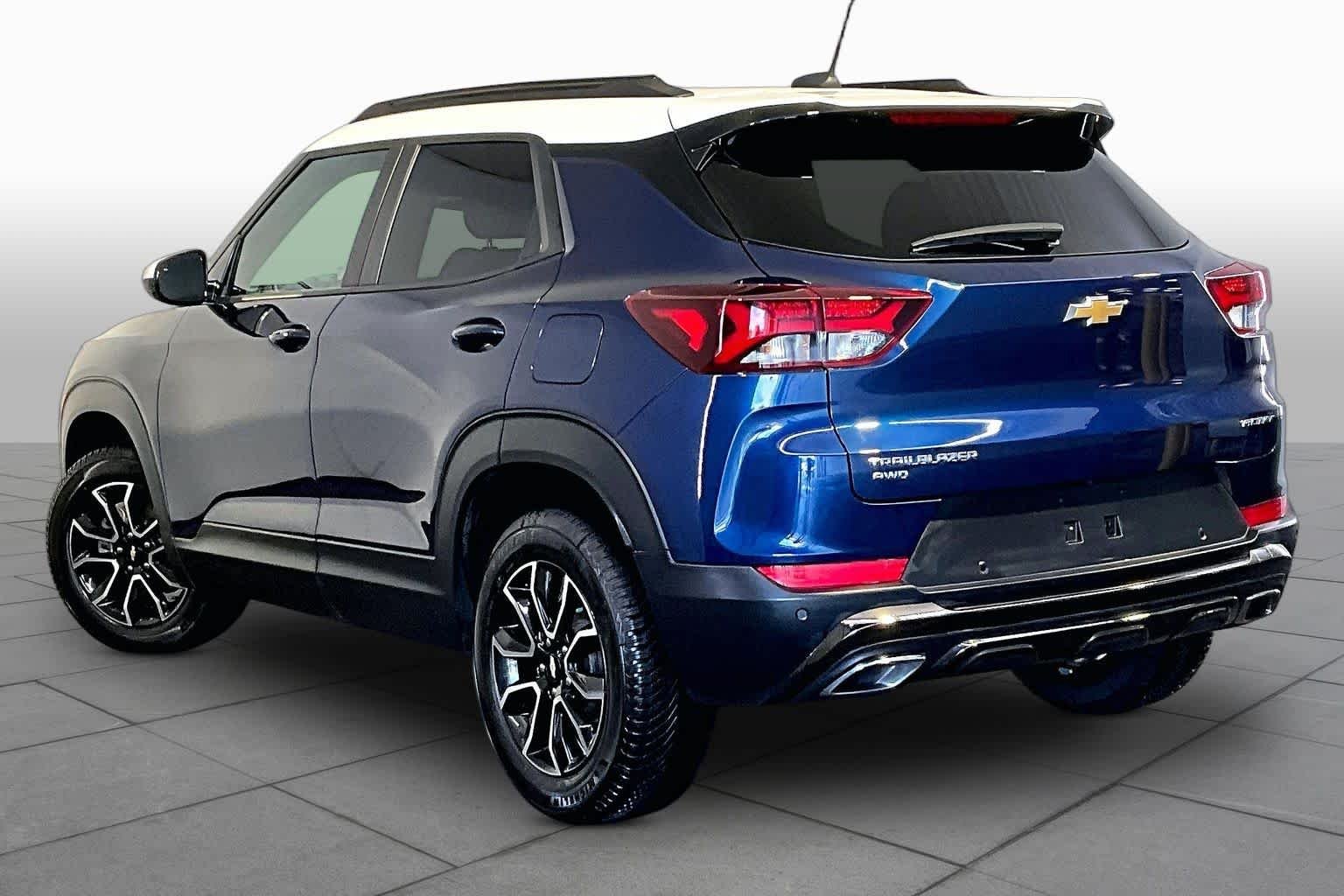 Used 2022 Blue Glow Metallic Chevrolet ACTIV image 12