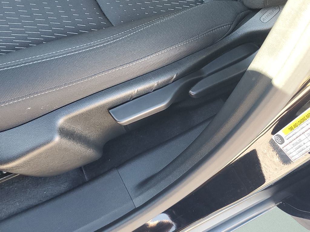 2025 Chevrolet Equinox LT - Photo 16