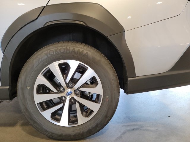 Used 2025 Ice Silver Metallic Subaru Premium image 14