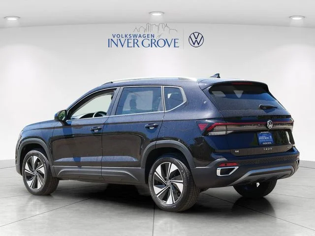 New 2026 Black Volkswagen 1.5T SE image 3