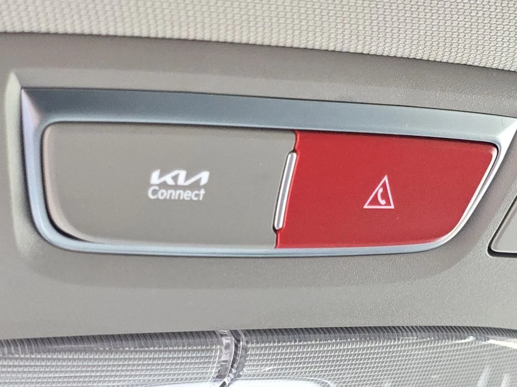 Used 2024 Silver Kia LX image 7