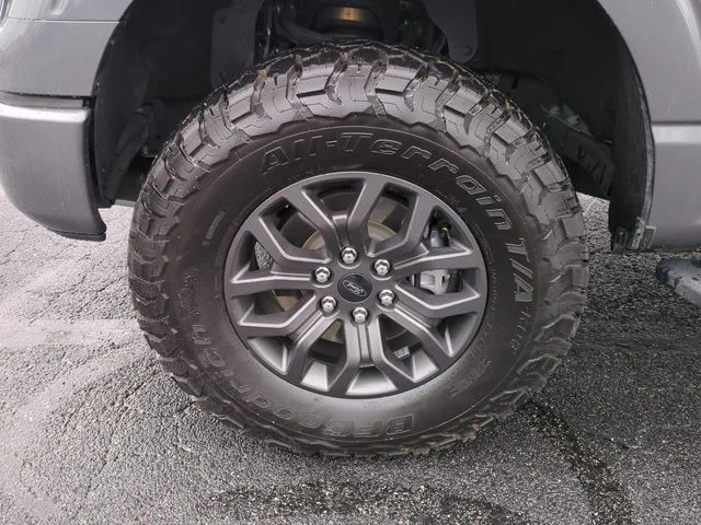 Used 2023 Gray Ford Tremor image 10