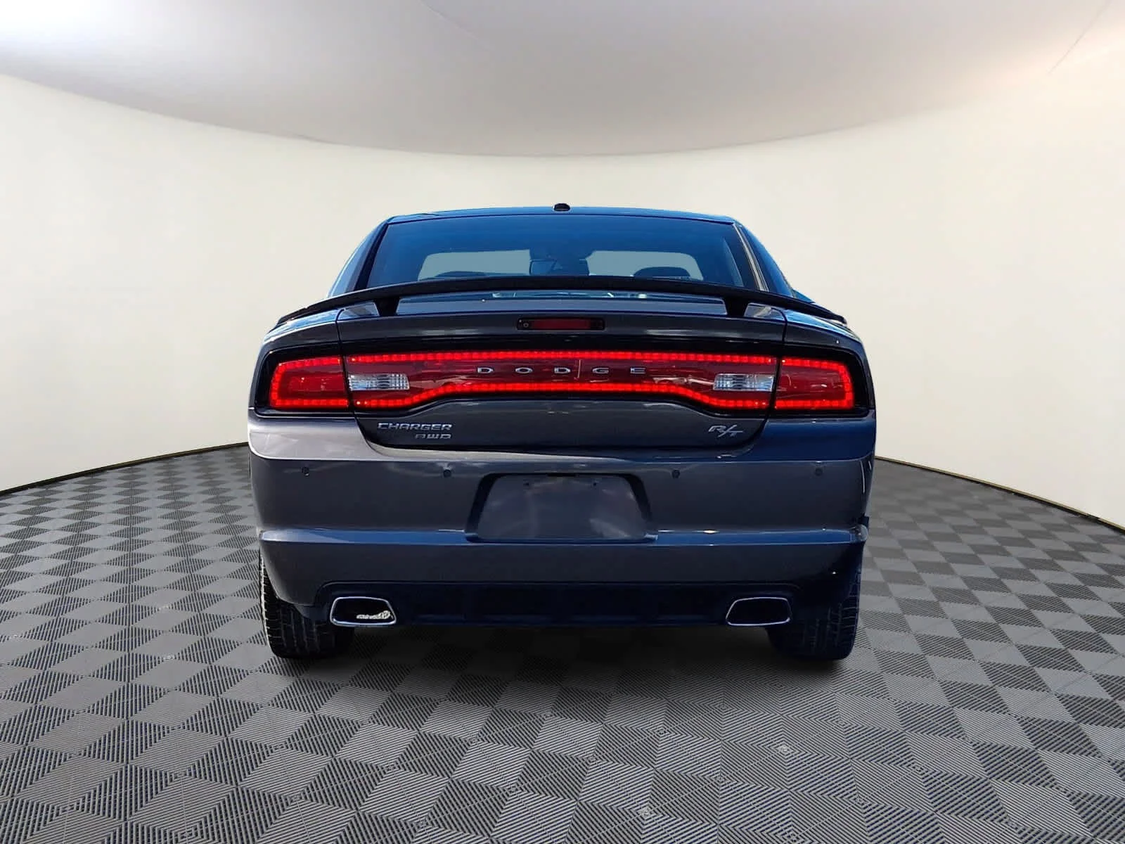 Used 2014 Granite Crystal Metallic Clearcoat Dodge RT Max image 6