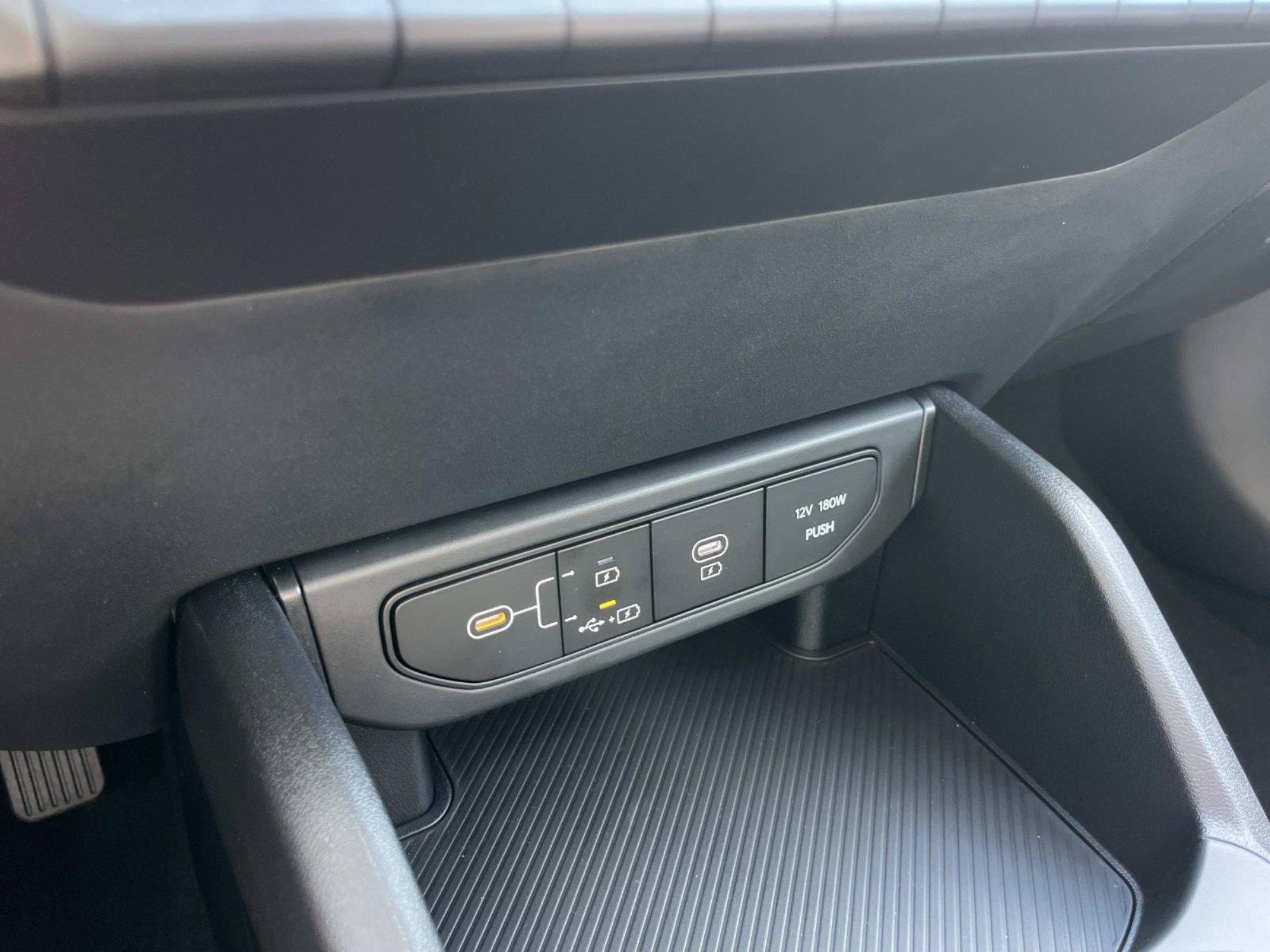 New 2026 Steel Gray Kia LXS image 25