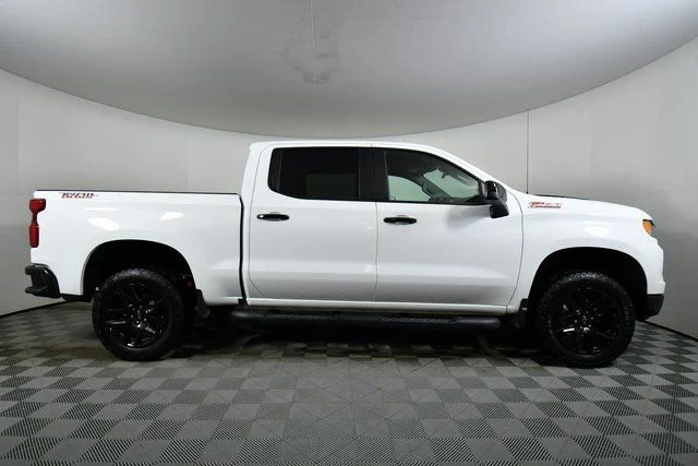 Used 2025 White Chevrolet LT Trail Boss image 15