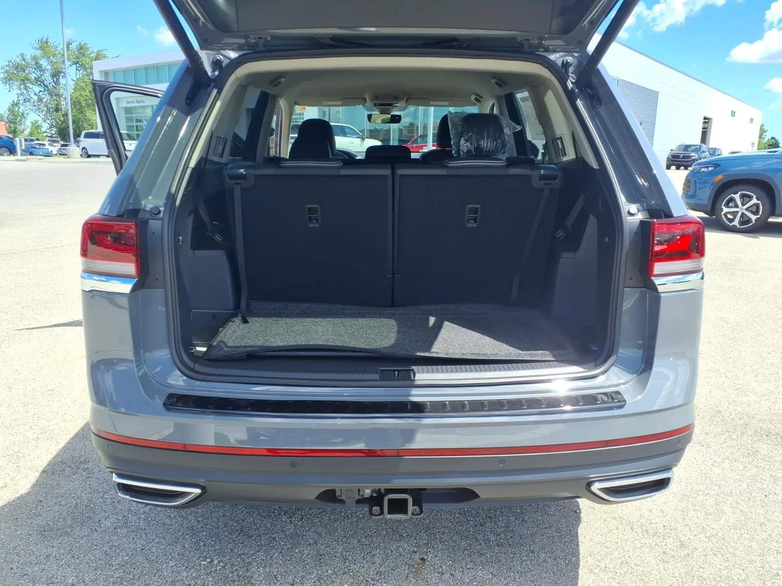 New 2026 Pure Gray Volkswagen 2.0T SE W/Technology 4MOT image 20