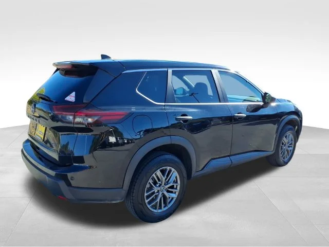 Used 2024 Black Nissan S image 13
