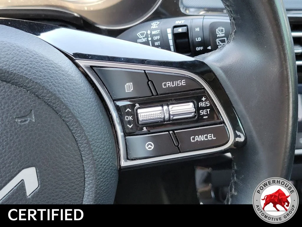 Used 2023 Black Kia S image 28