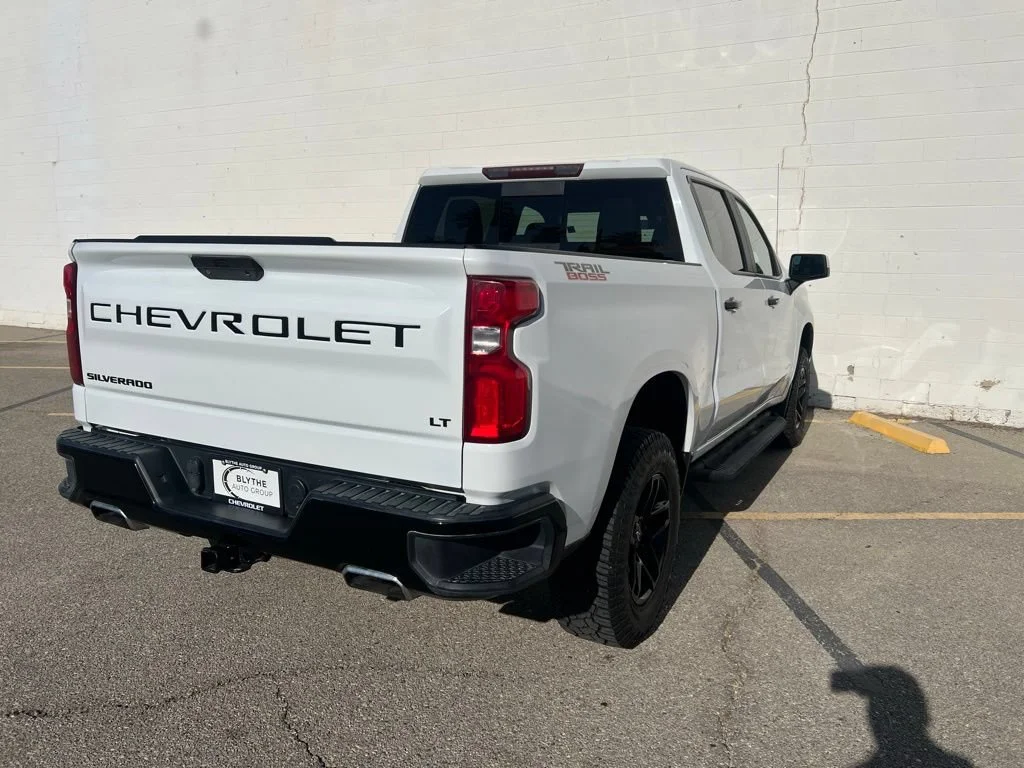 Used 2020 Summit White Chevrolet LT Trail Boss image 5