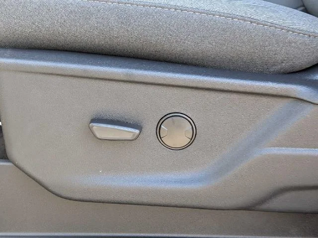 New 2027 Carbonized Gray Metallic Ford F-250® XLT image 42