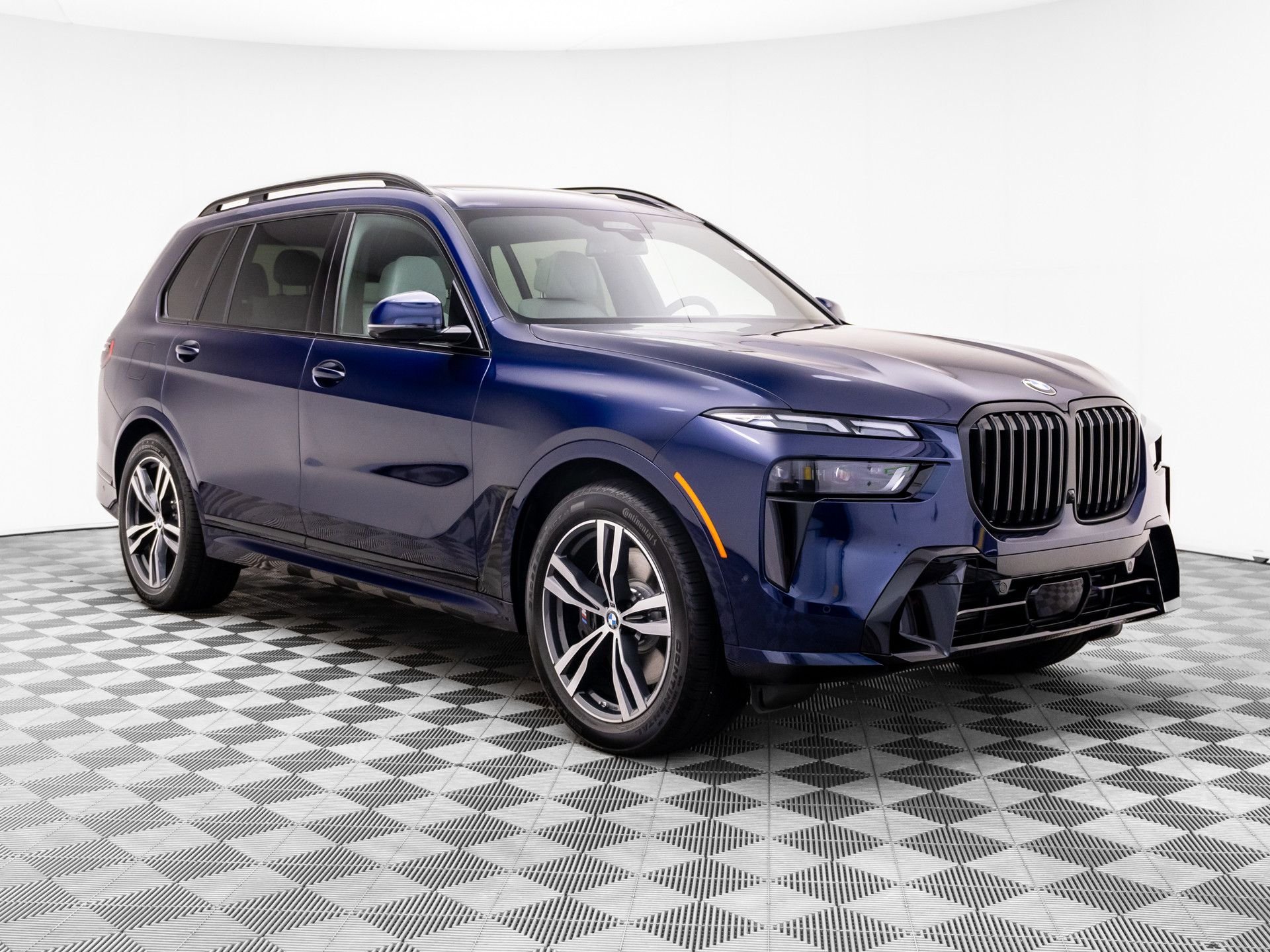 New 2027 Tanzanite Blue II Metallic BMW xDrive40i image 9