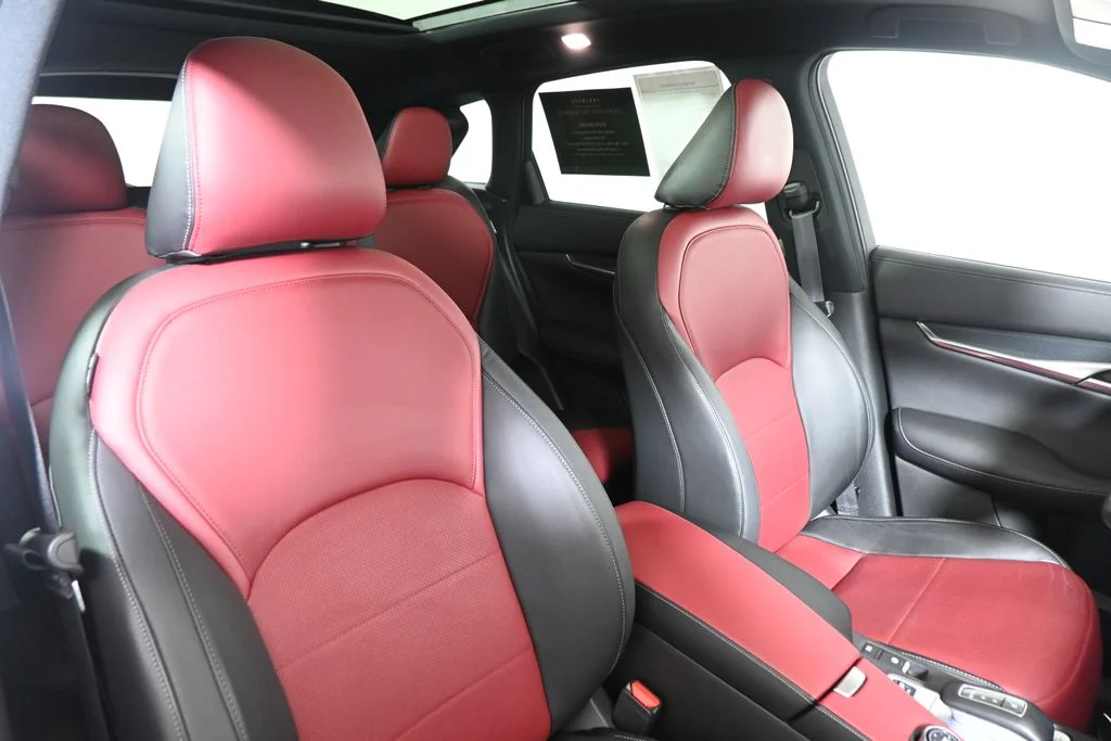 Certified Used 2023 White INFINITI SPORT image 35