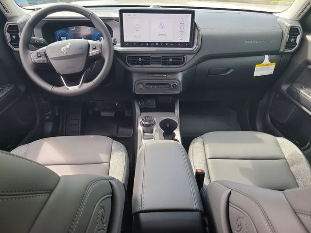 New 2026 Oxford White Ford Badlands image 14