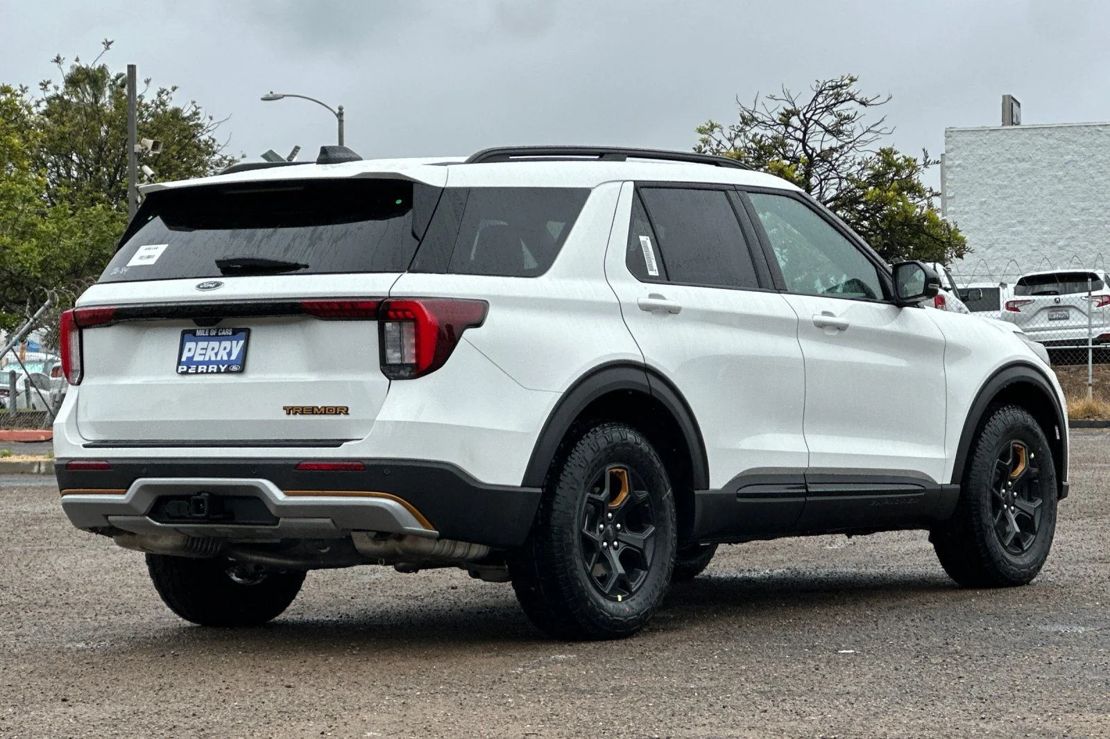 New 2026 Star White Metallic Tri-Coat Ford Tremor® image 3