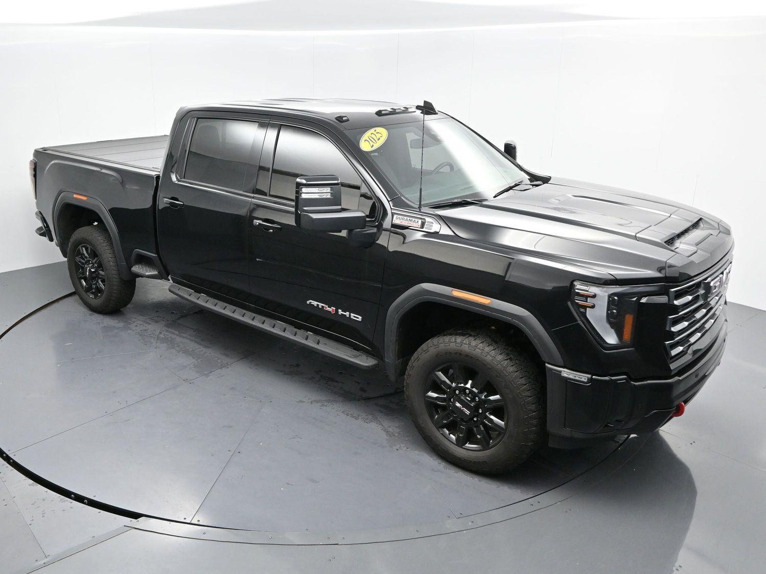 Used 2025 Onyx Black GMC AT4 image 41