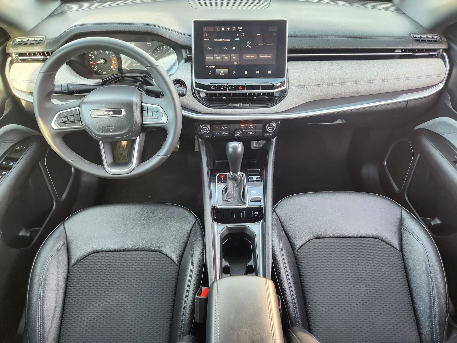 Used 2024 Black Jeep Latitude image 25