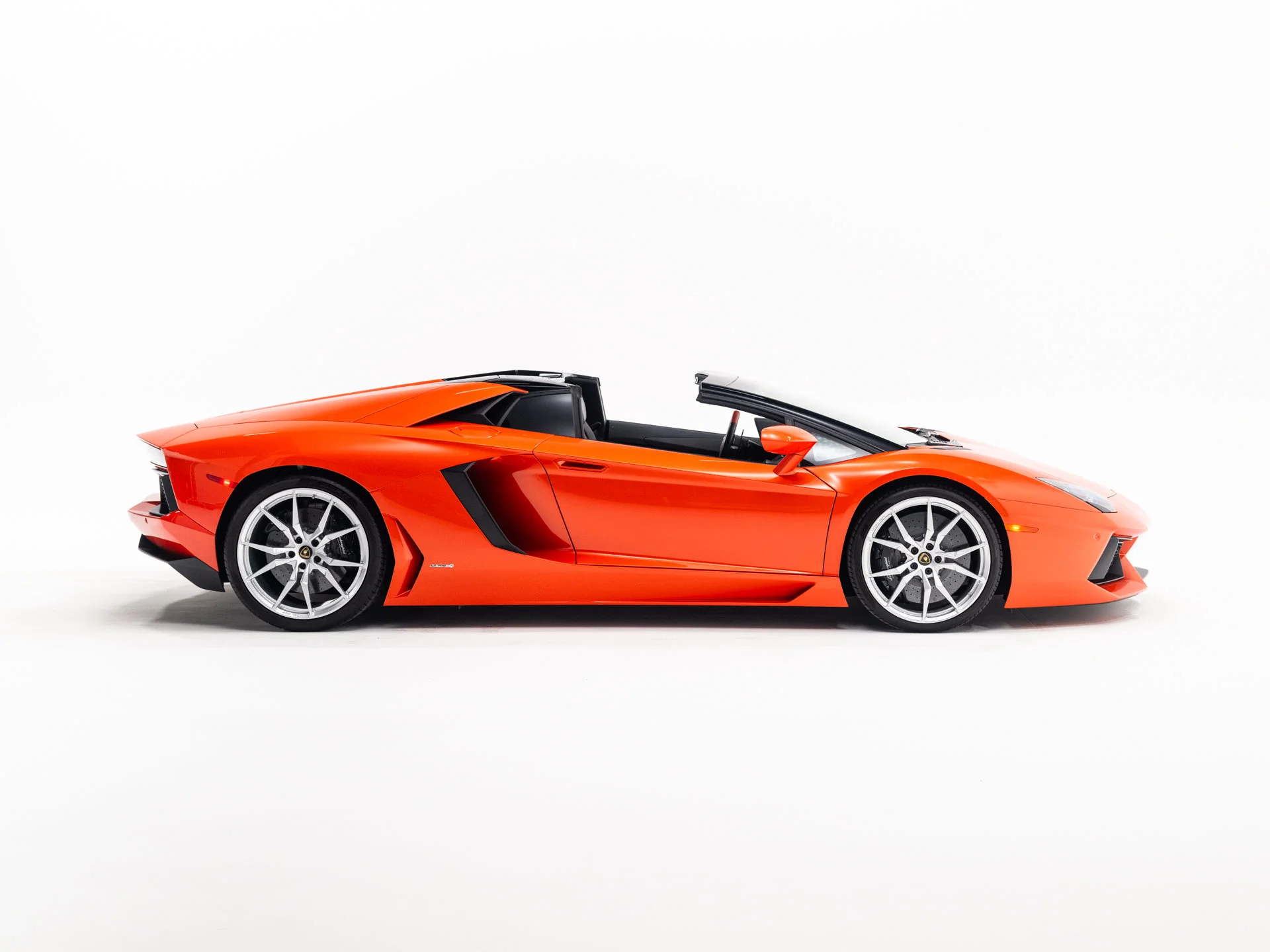 Used 2014 Arancio Argos Pearl Effect Lamborghini  image 11