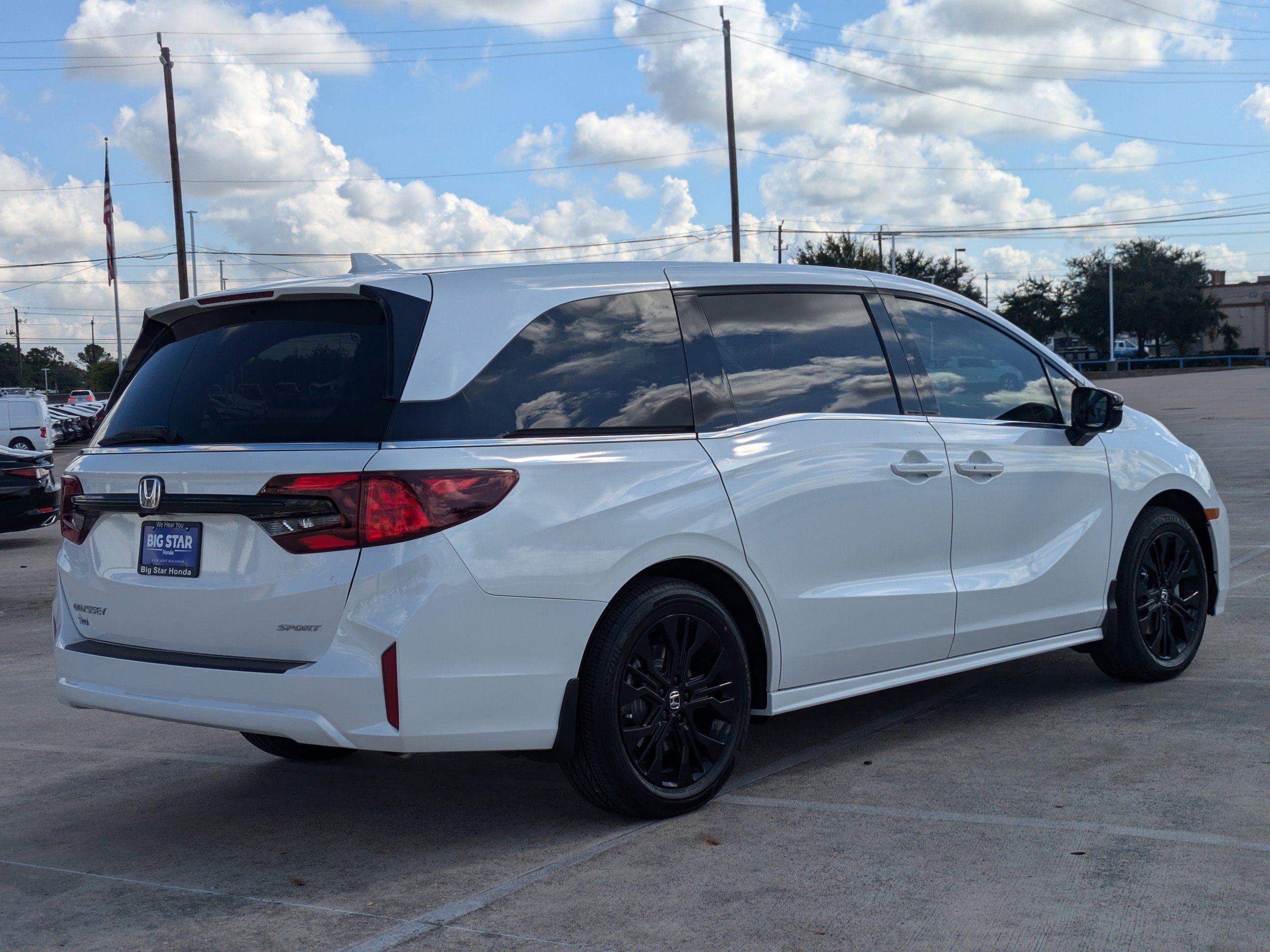 New 2026 Platinum White Pearl Honda Sport-L image 4