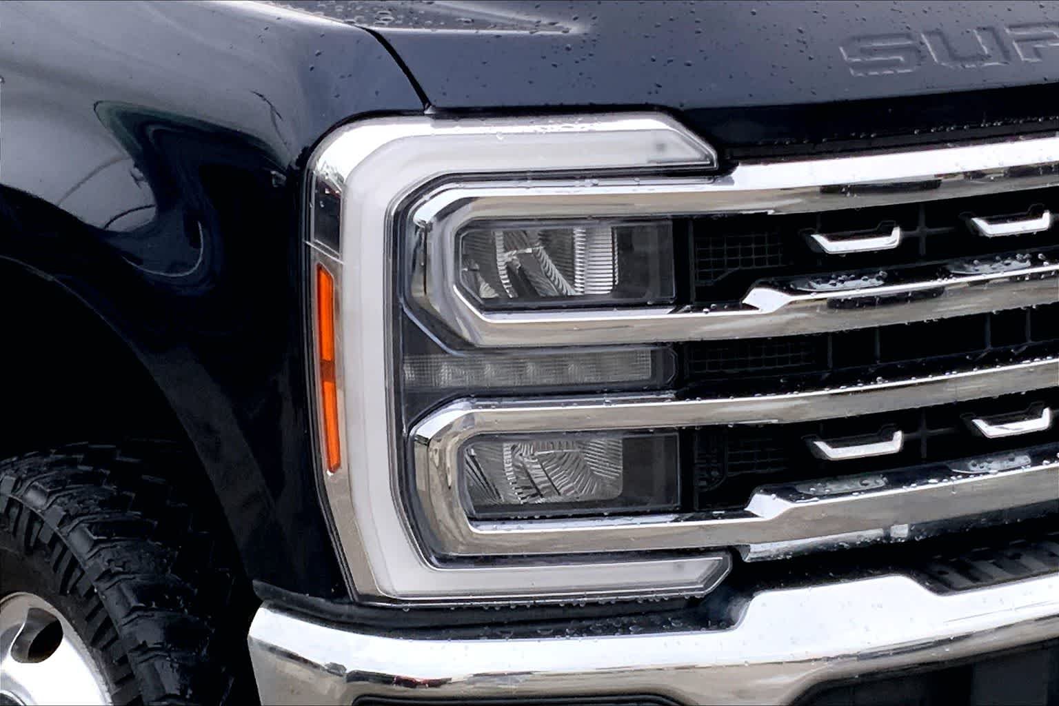 Used 2023 Antimatter Blue Metallic Ford LARIAT image 21