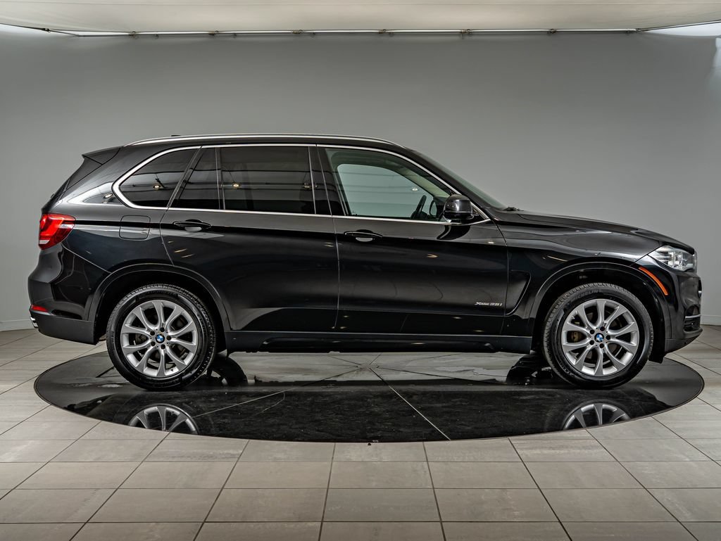Used 2015 Black Sapphire Metallic BMW xDrive35i image 4