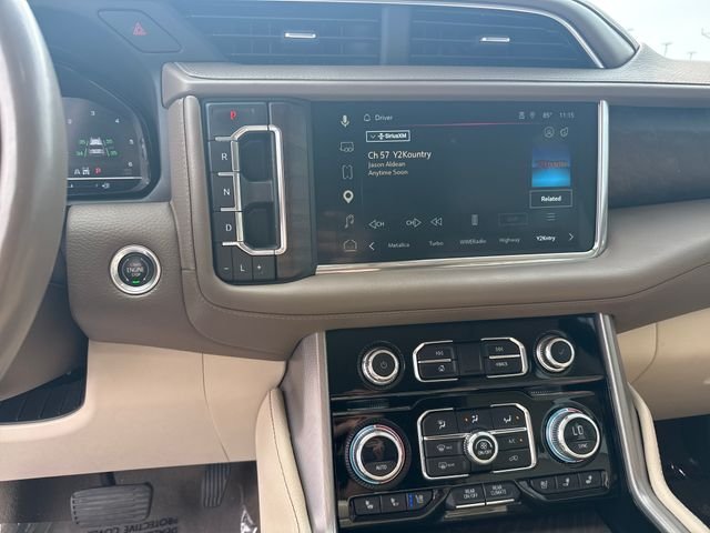 Used 2023 White GMC Denali image 18