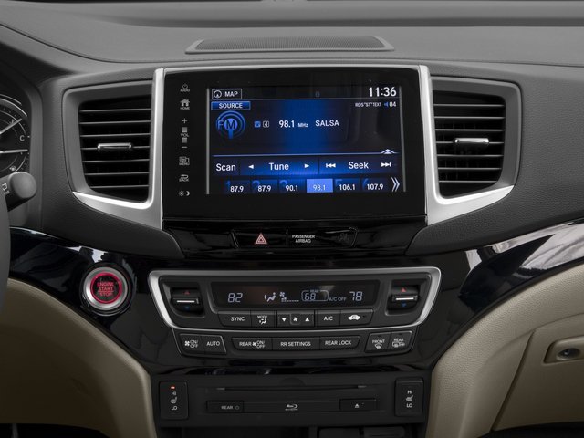 Used 2017 Silver Honda Touring image 10