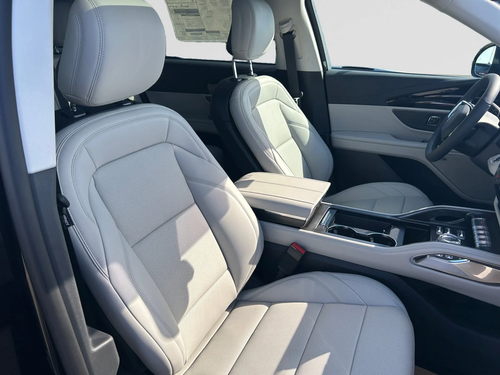 New 2026 Infinite Black Metallic Clearcoat Lincoln Premiere image 12