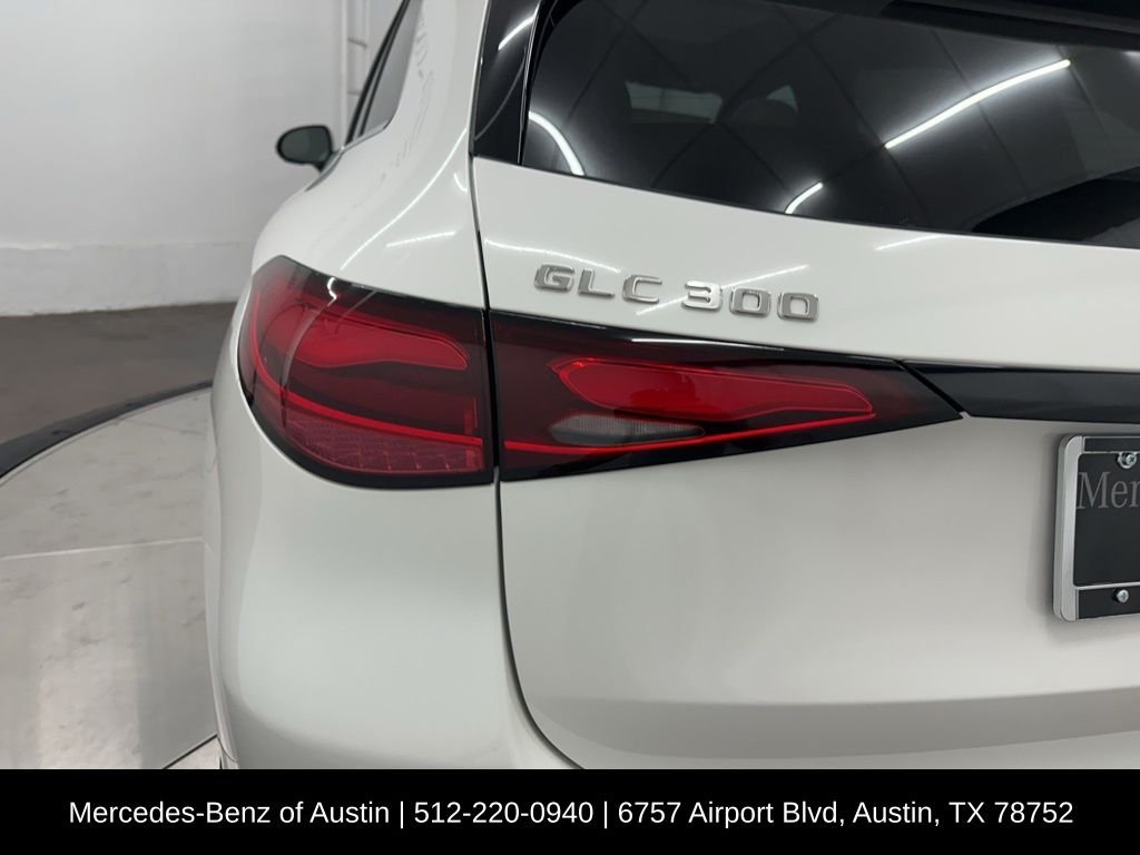 Certified Used 2026 White Mercedes-Benz GLC 300 image 31