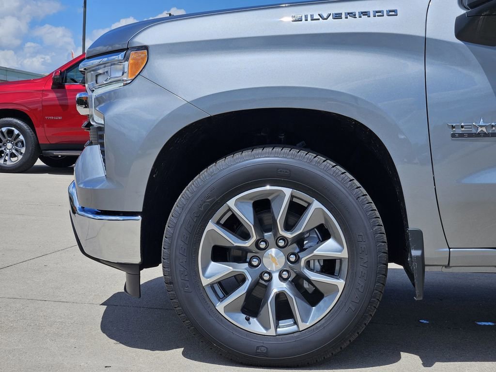 2026 Chevrolet Silverado 1500 LT - Photo 10
