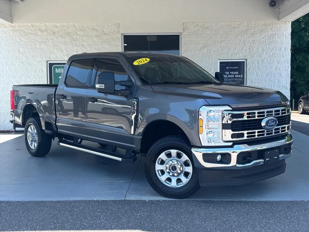 2024 Ford F-250 XLT 4x4 Crew Cab 6-3/4' Box's photo