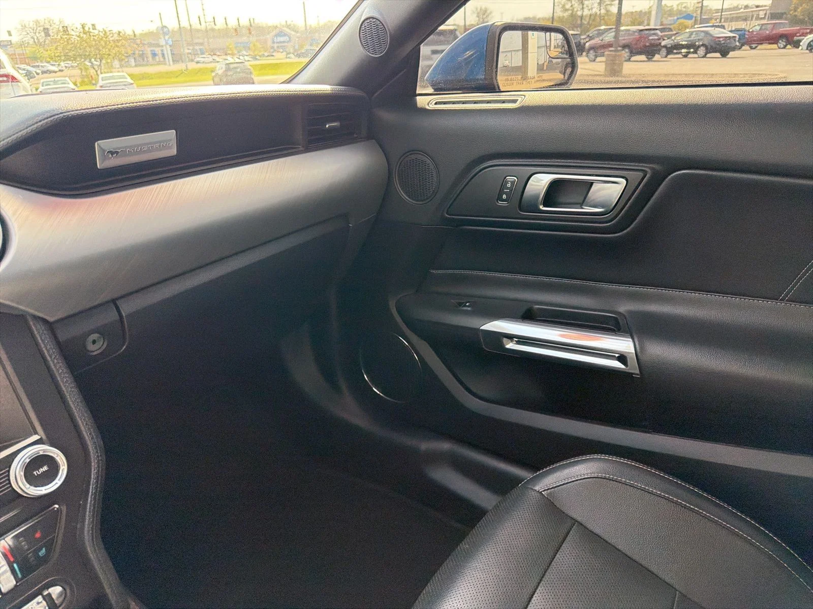 Used 2018 Blue Ford GT Premium image 14
