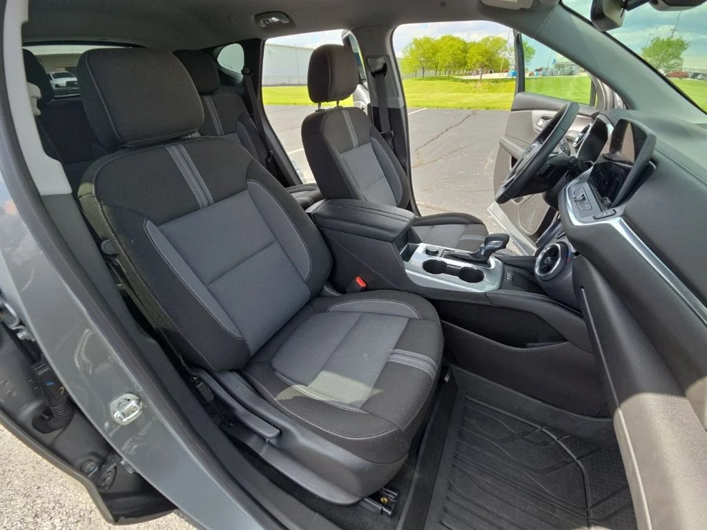 Used 2024 Gray Chevrolet LT image 32