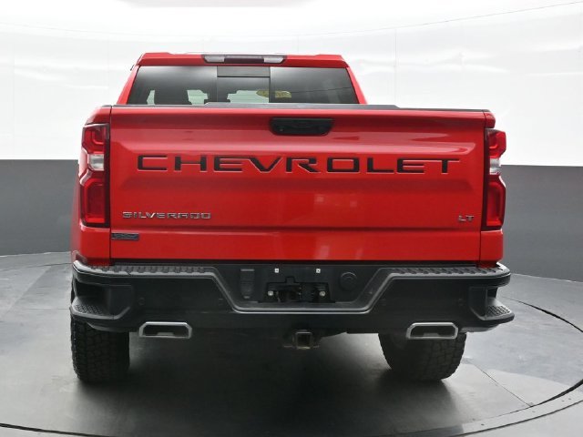 Used 2022 Red Chevrolet LT Trail Boss image 2