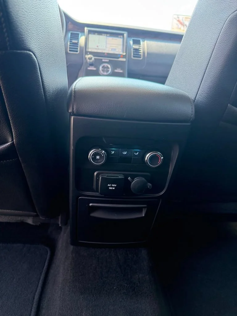 Used 2019 White Ford Limited image 19