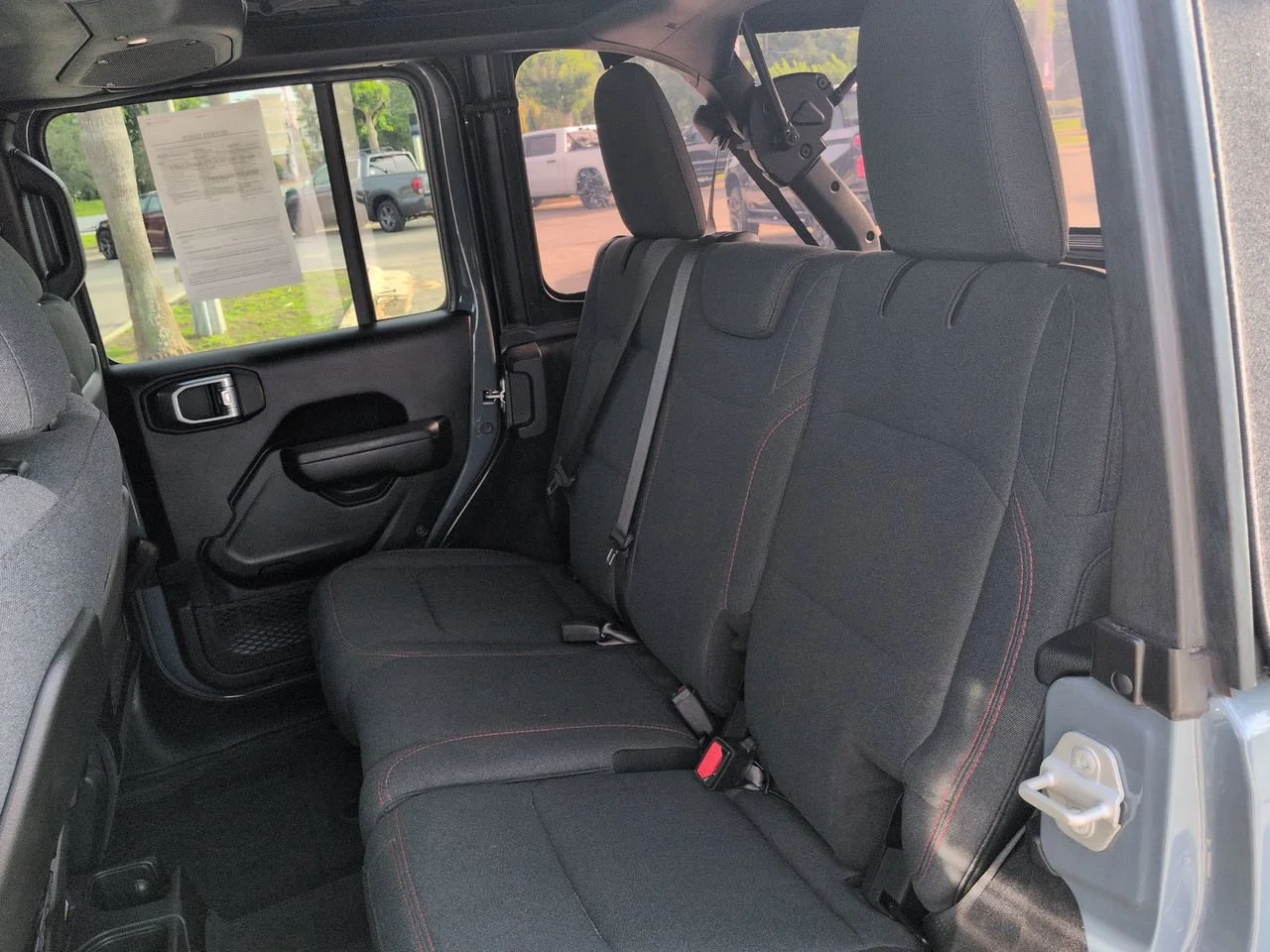 Used 2024 Anvil Clear Coat Jeep Rubicon image 12