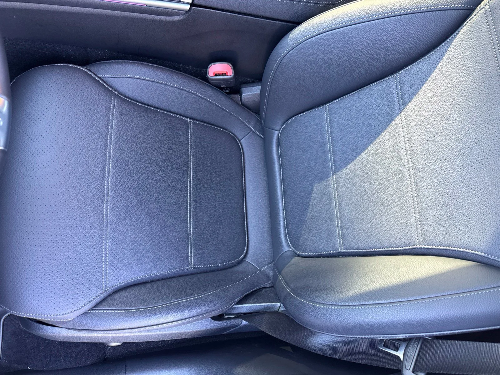 Used 2025 Black Mercedes-Benz C 300 image 4