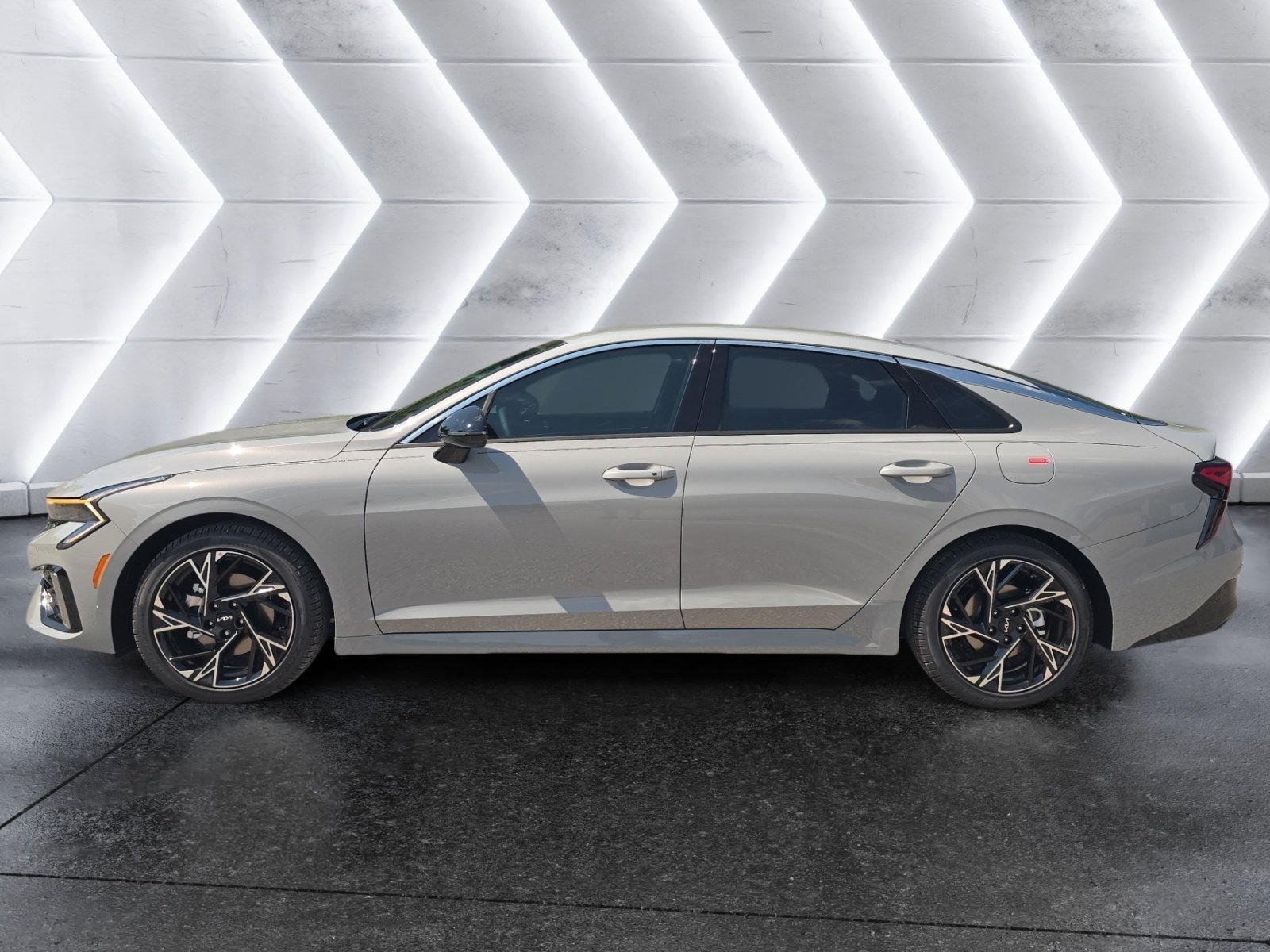 New 2027 Wolf Gray Kia GT-Line image 2