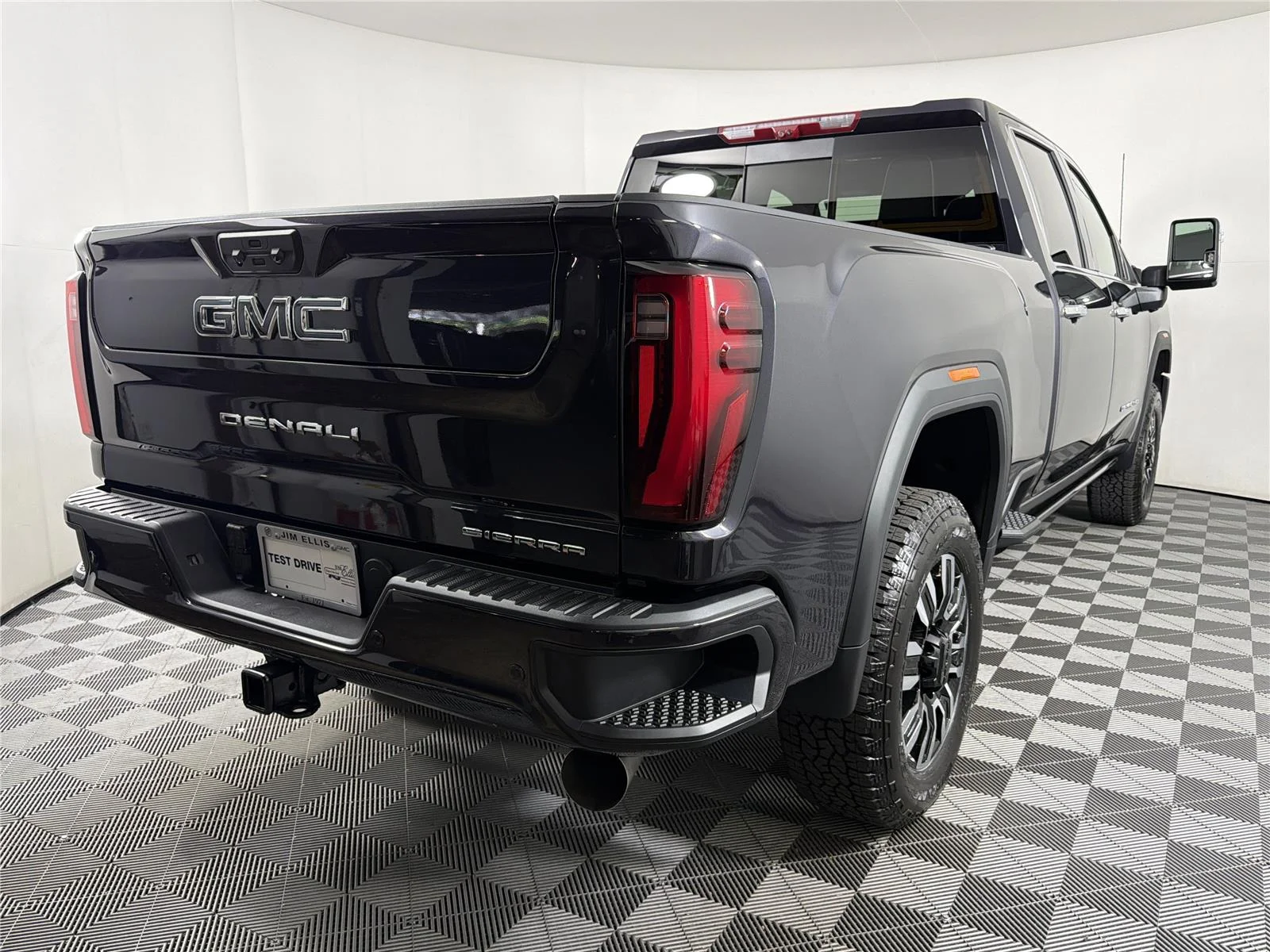 New 2026 Titanium Rush Metallic GMC Denali Ultimate image 6