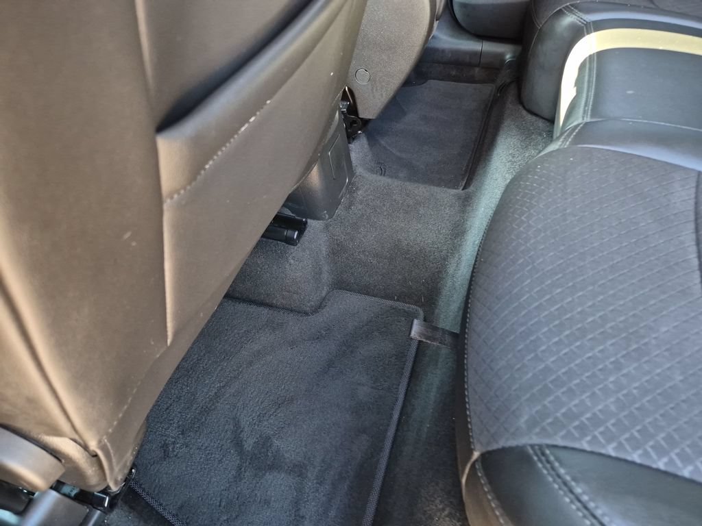 Used 2020 Includes (MDP) Anthracite lower exterior accent color, Paint code W598F. Buick Preferred image 35