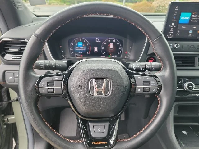 Used 2026 Ash Green Metallic Honda TrailSport Elite image 16
