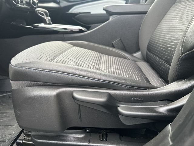 Used 2025 Gray Chevrolet LT image 17