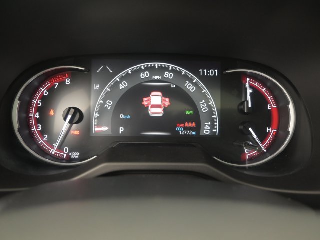 Used 2024 Magnetic Gray Metallic Toyota XLE Premium image 7