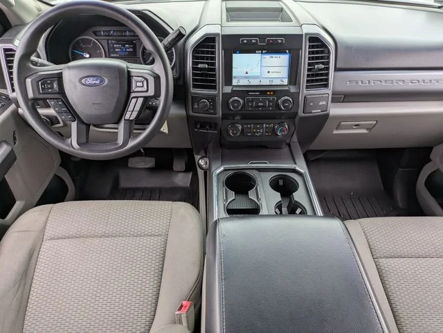 Certified Used 2019 Oxford White Ford XLT image 14
