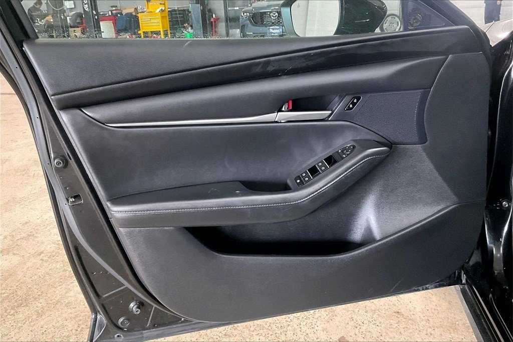 2023 MAZDA MAZDA3 - Image 21