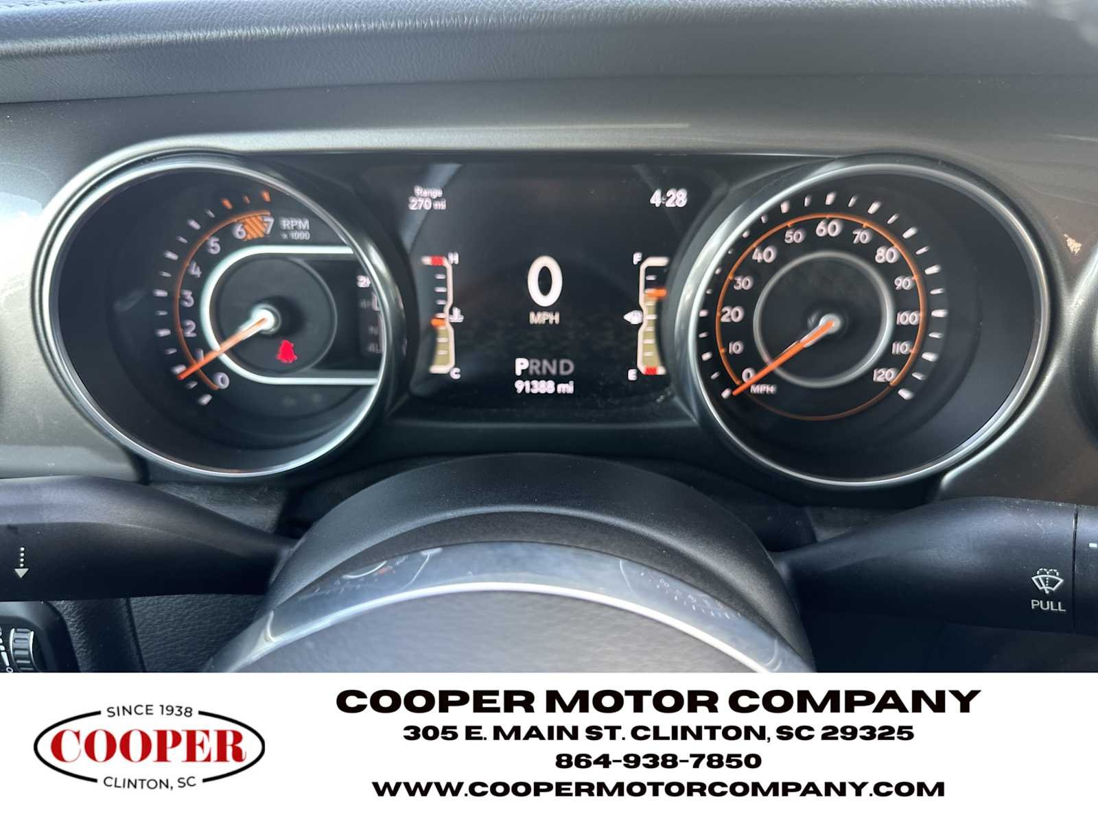 Used 2018 Bright White Clearcoat Jeep Sahara image 25